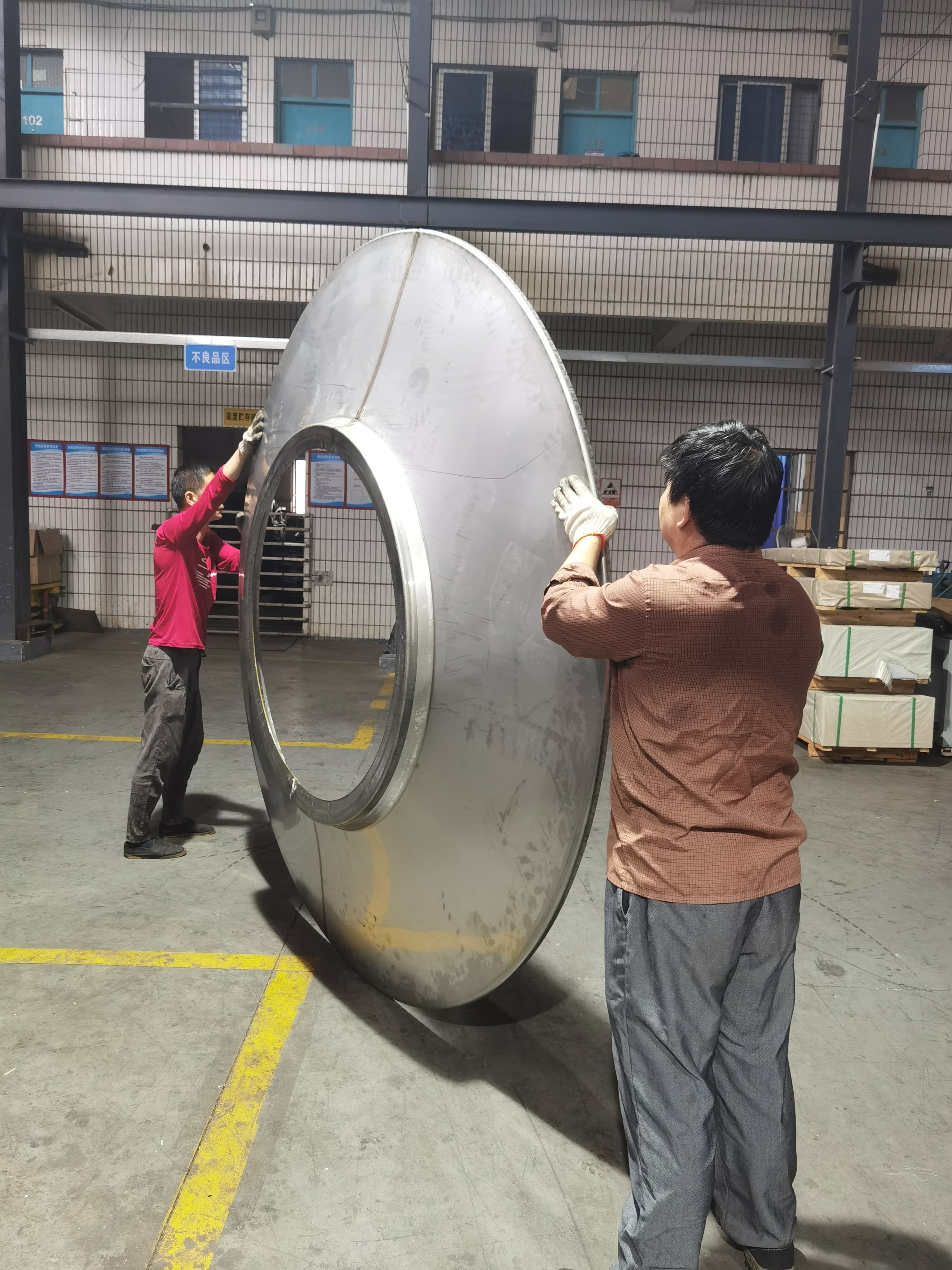 Custom large-scale metal fabrication
