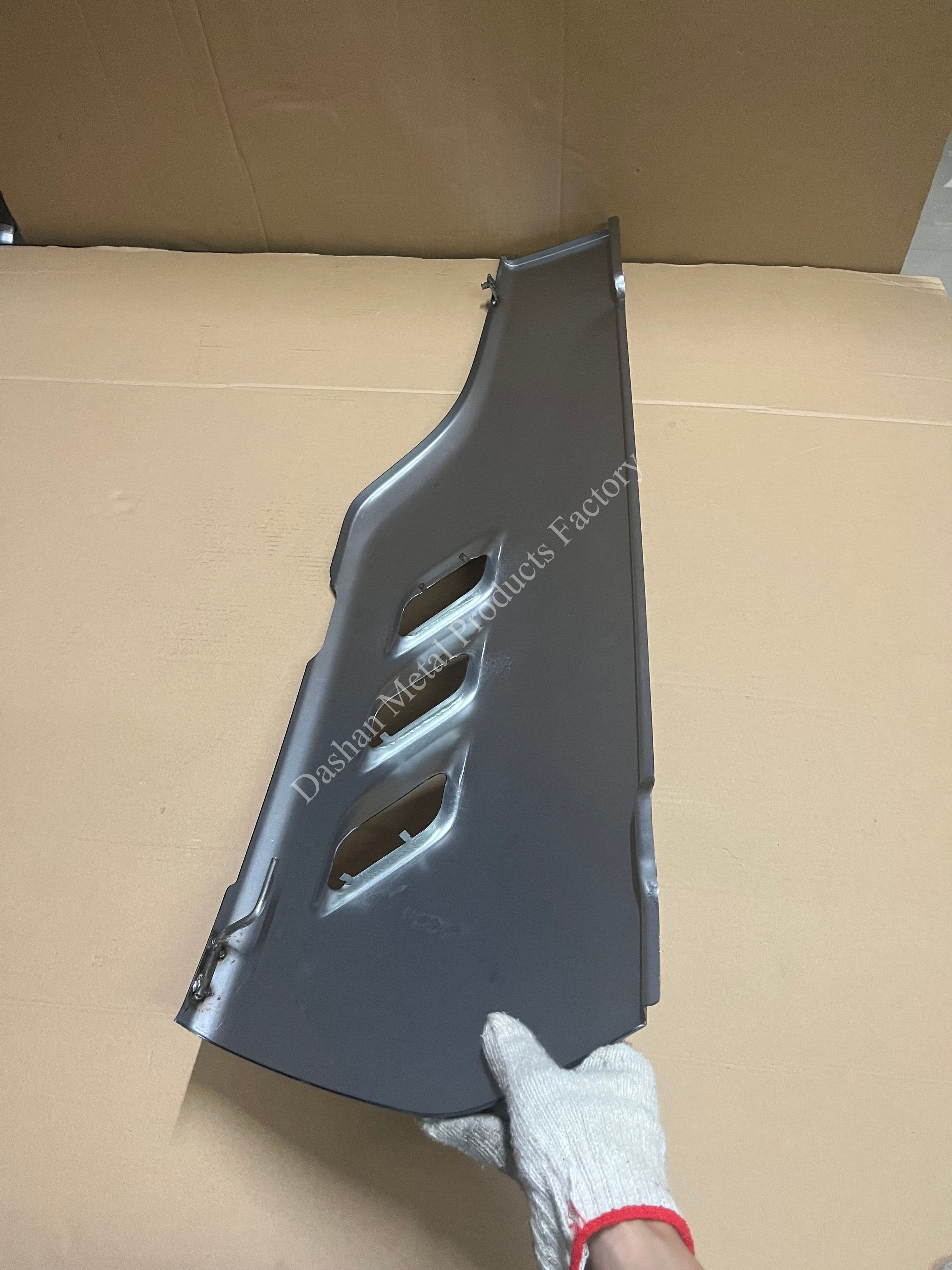 OEM Factory Tractor Iron Side Panels Large Deep Drawing Process 4