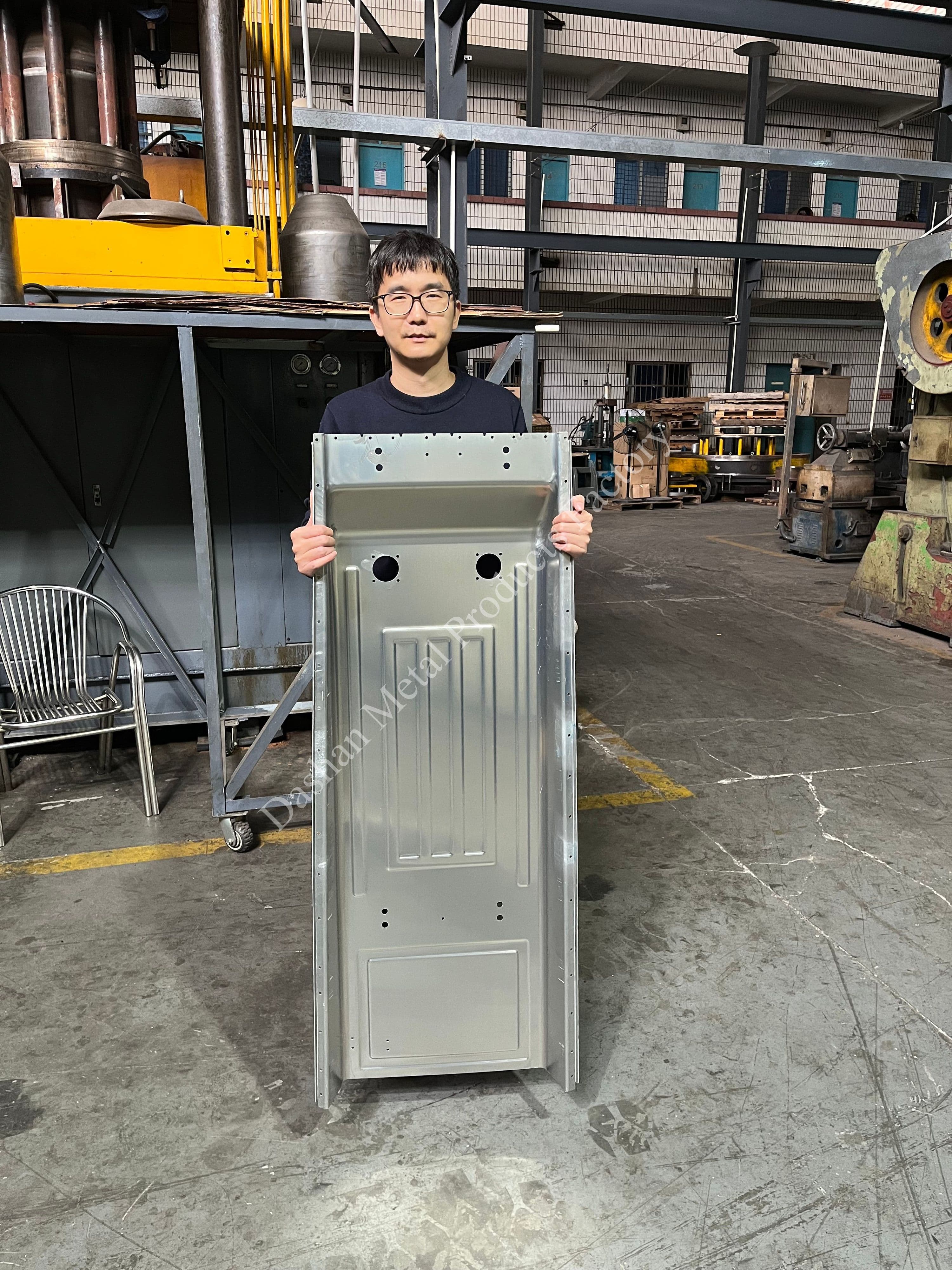 Aluminum Large Switch Enclosure Deep Drawing Parts main image