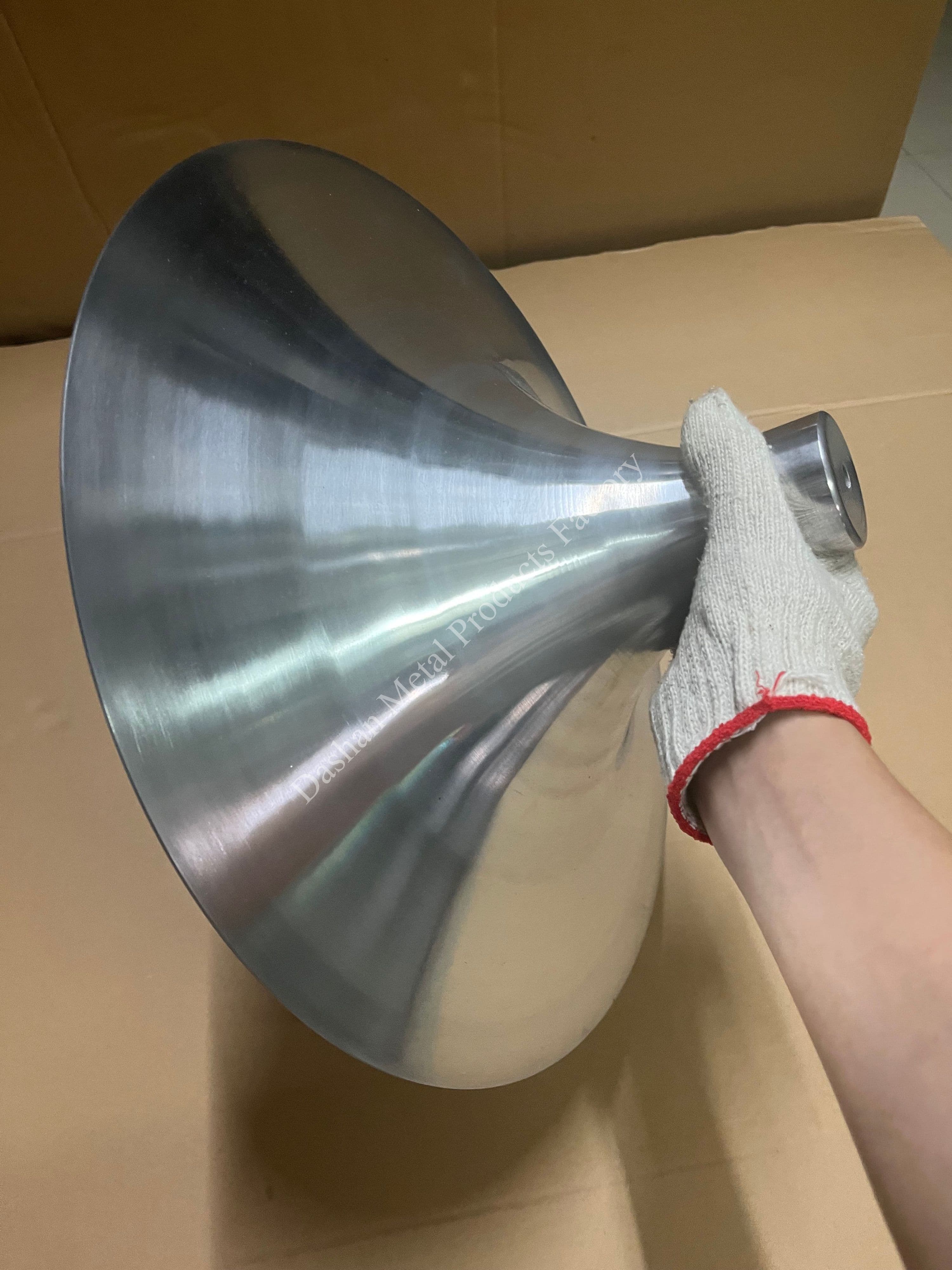Custom Aluminum Alloy Horn-shaped Parts CNC Spinning Processing thumbnail 2